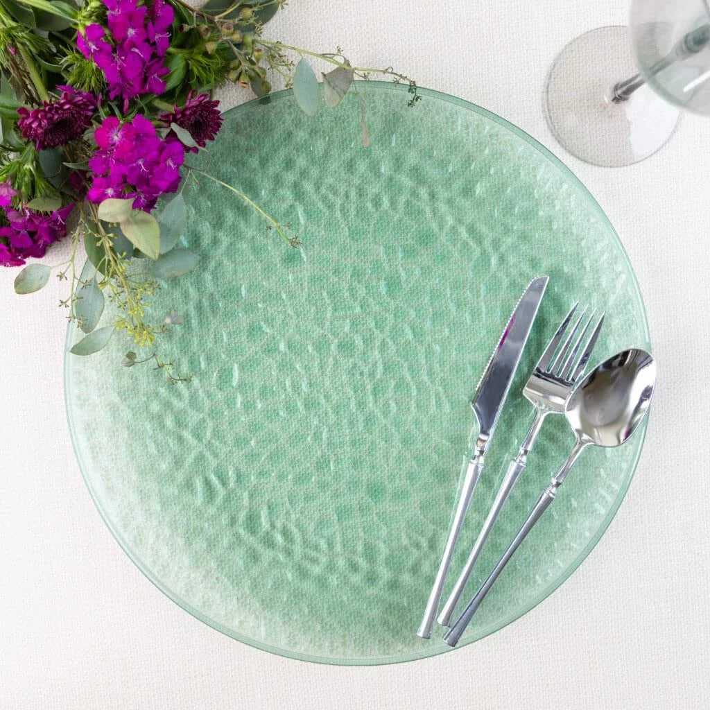 16 Pack 13" Round Translucent Green Plastic Plates E8963