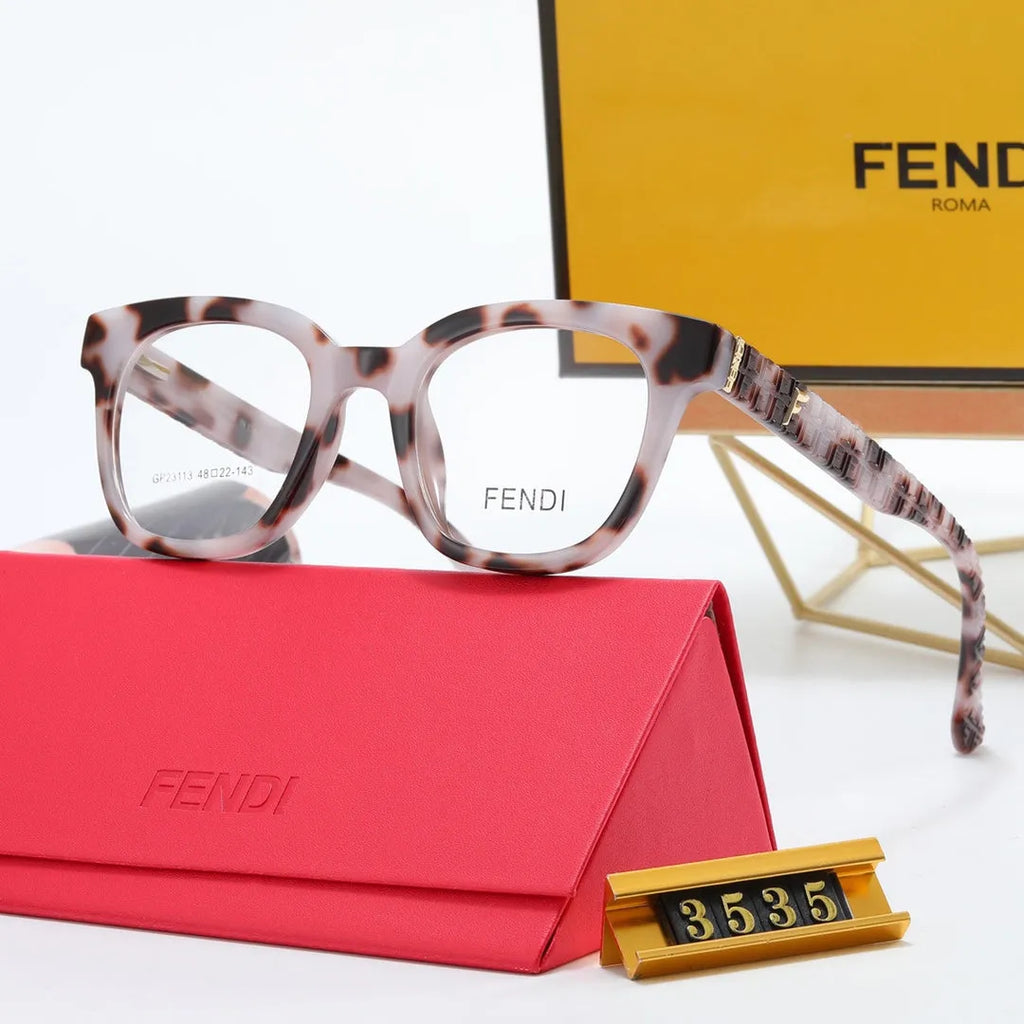 Fashionable Letter Sunglasses Z2769