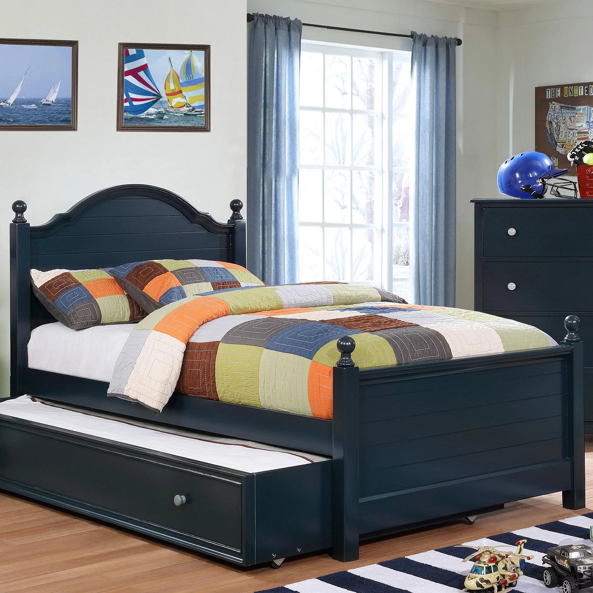 Blue Wood Platform Bed T45526
